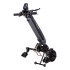Système de propulsion électrique pour fauteuil roulant avec barre pour les repose-pieds