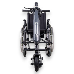 Système de propulsion électrique pour fauteuil roulant avec barre pour les repose-pieds