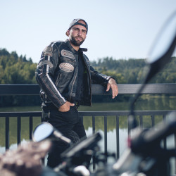 Blouson de moto en cuir pour Hommes avec écussons vintages  - Tailles S à 6XL