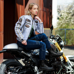 Veste de moto imitation cuir pour Femmes vintage avec écussons - Coloris Blanc ou Rouge
