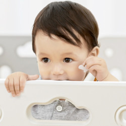 Grand parc de jeu pour enfant avec éléments interactifs intégrés - Espace de jeux sécurisé pour enfant