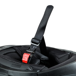 Casque de protection pour la moto avec partie avant renforcée et visière relevable anti-rayures