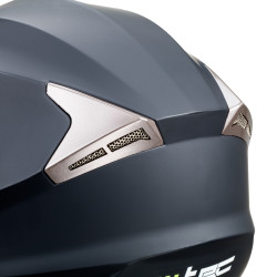 Casque de protection pour la moto avec partie avant renforcée et visière relevable anti-rayures