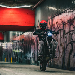 Casque de moto jet à visière réglable avec coque de haute résistance - Casque demi-jet