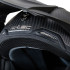 Casque de motocross avec coque en fibre de verre et carbone puis visière amovible - Système d'aération