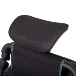 Fauteuil roulant motorisé 700 W avec contrôle par joystick et télécommande - Autonomie 24 km et vitesse ajustable jusqu'à 6 km/h