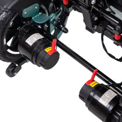 Fauteuil roulant motorisé 700 W avec contrôle par joystick et télécommande - Autonomie 24 km et vitesse ajustable jusqu'à 6 km/h