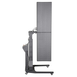 Panneau de luminothérapie à LED rouge avec 750 diodes LED et support sur pied mobile réglable horizontalement et verticalement