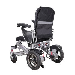 Fauteuil roulant électrique avec 2 batteries - capacité de 130 kg