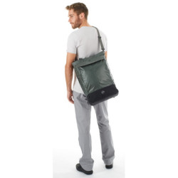 Sac à dos d'alpinisme - fermeture par cordon de serrage et sangle