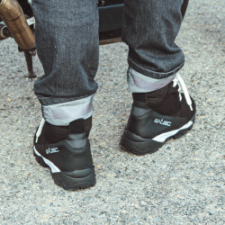 Bottes de moto noires pour homme avec semelle à double densité