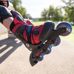 Patins à roulettes ajustables pour enfant - système de fixation rapide