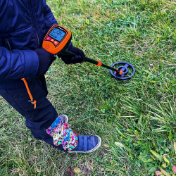Détecteur de métaux pour enfants avec construction télescopique - design léger et ergonomique