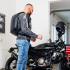 Sac à dos de moto étanche avec rangements ergonomique - coque en carbone