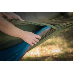 Découvrez notre hamac confortable pour 1 personne avec toit anti-pluie et filet anti-insectes