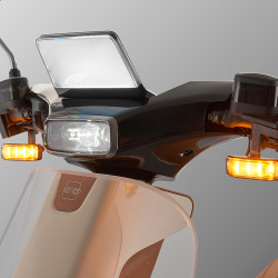 Scooter électrique confortable avec vitesse maximale de 45 km/h et autonomie de 75 km - Permis AM obligatoire