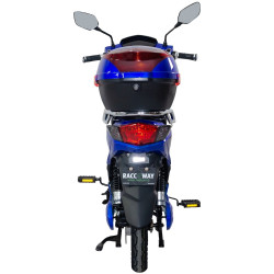 Scooter silencieux à propulsion électrique 25 km/h max - Autonomie de 60 km sans permis